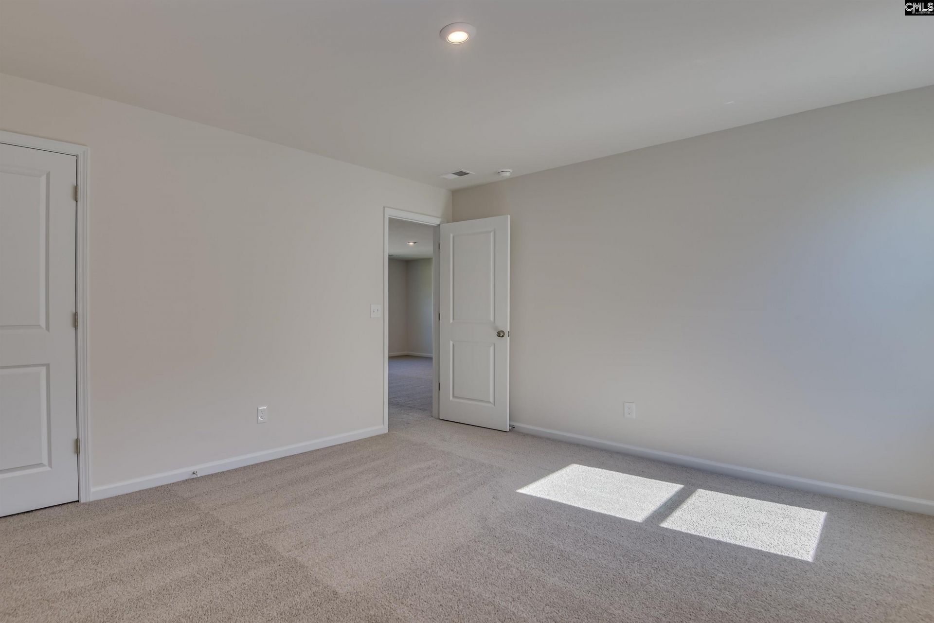 821 Huxley Lane Photo 32