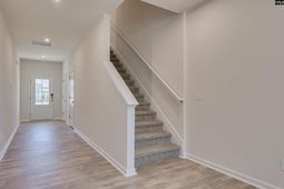 821 Huxley Lane photo 4