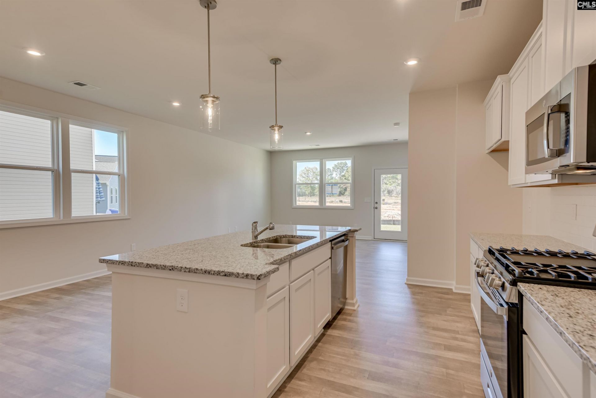 821 Huxley Lane Photo 8