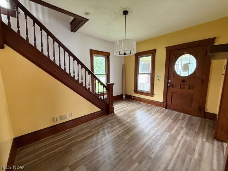 85 S Cleveland Avenue, Mogadore, OH 44260 Photo 12