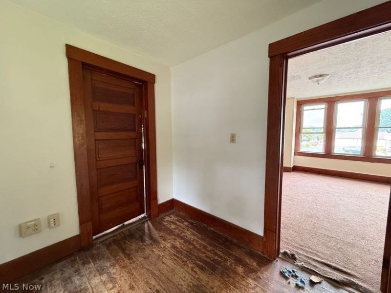 85 S Cleveland Avenue, Mogadore, OH 44260 Photo 17