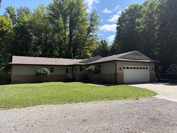 10705 Maumee Western Road, Swanton, OH 43558