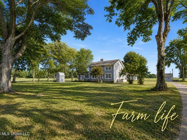 12911 W Star Landing Road, Lake Cormorant, MS 38641
