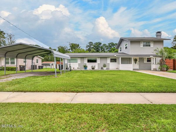 849 CREST Drive E, Jacksonville, FL 32221