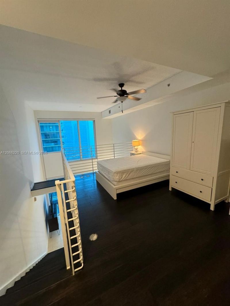 60 SW 13th St, Unit 2202, Miami, FL 33130 Photo