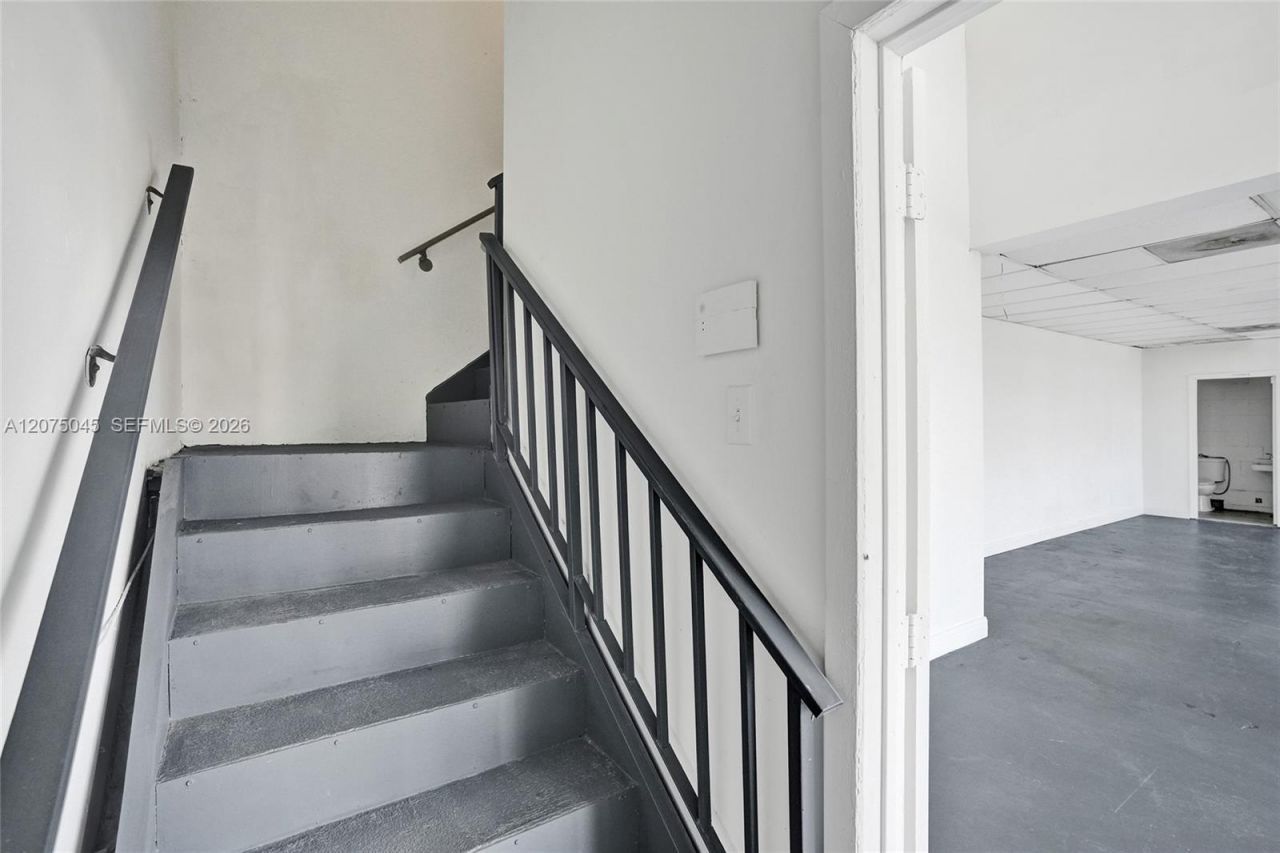 900 W Flagler St , Unit 1, Miami, FL 33130 Photo