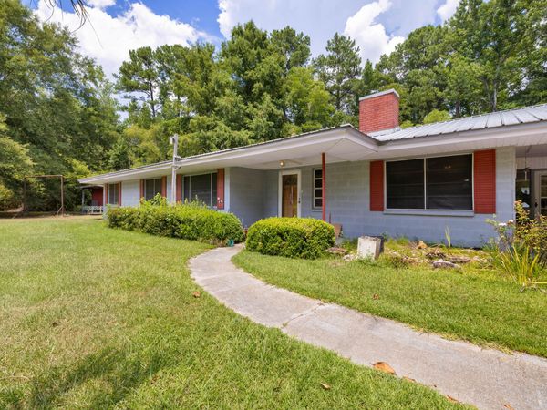 324 Peps Point, Hattiesburg, MS 39401