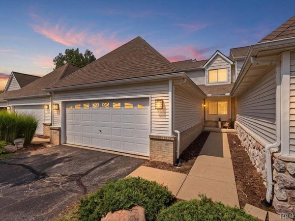 61016 Evergreen Court , Southfield Township, Mi 48178