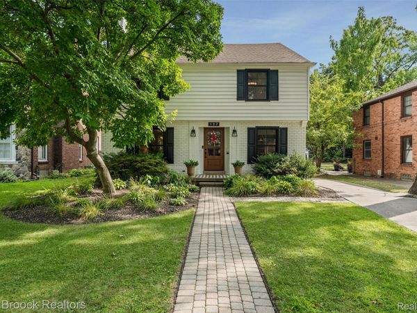 127 Elm Park Avenue, Pleasant Ridge, Mi 48069