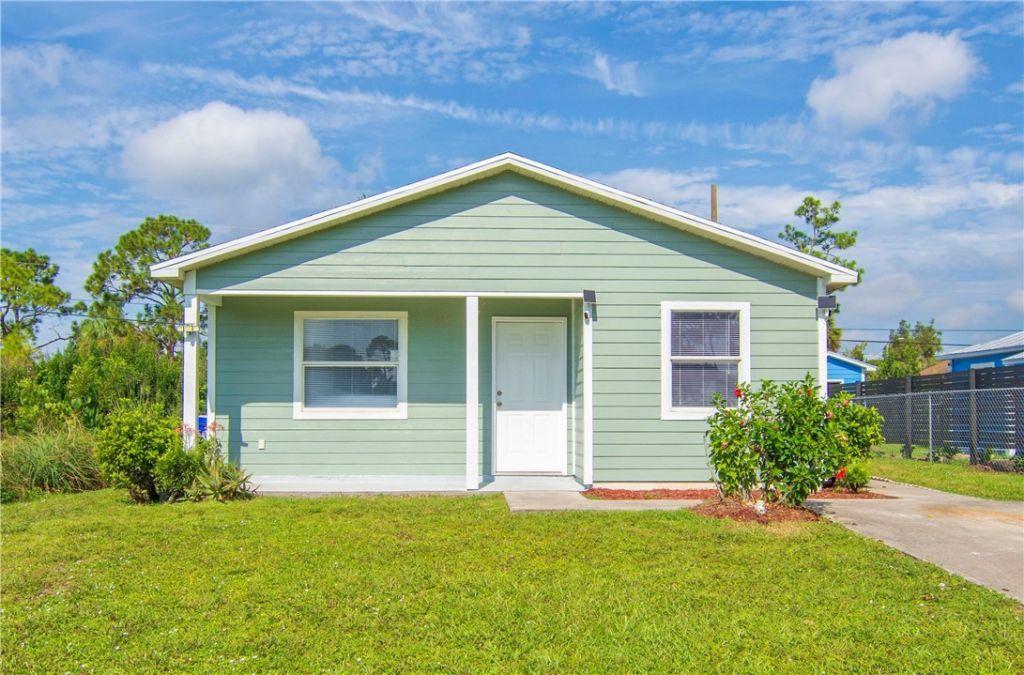 1175 12th Court Sw, Vero Beach, FL 32962 Photo