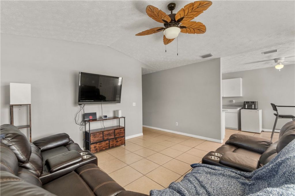 1175 12th Court Sw, Vero Beach, FL 32962 Photo