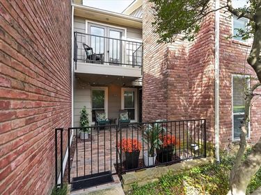 7510 Holly Hill Drive, Unit 124, Dallas, TX 75231