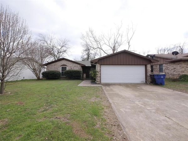 2702 Shawn Drive, Denison, TX 75020