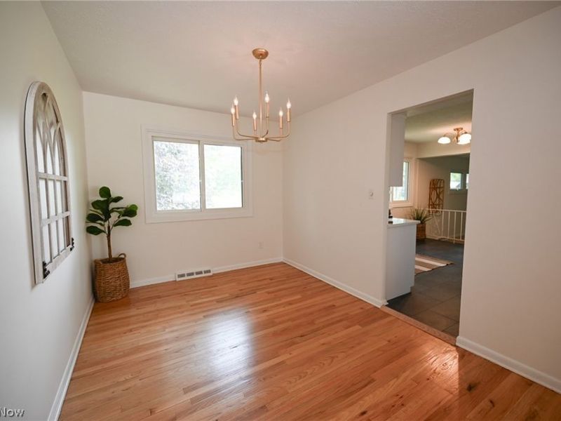 2745 Brian Drive, Parma, OH 44134 Photo 6