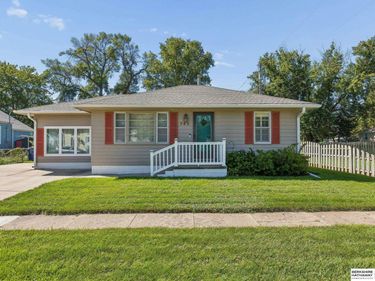 745 E 15th Street, Fremont, NE 68025