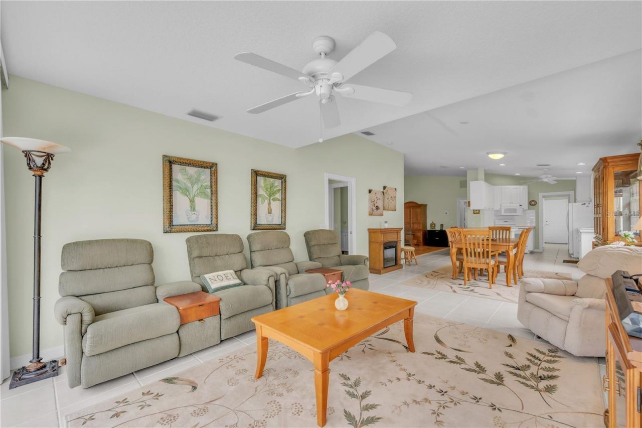 8012 Camminare Drive, Sarasota, FL 34238 Photo