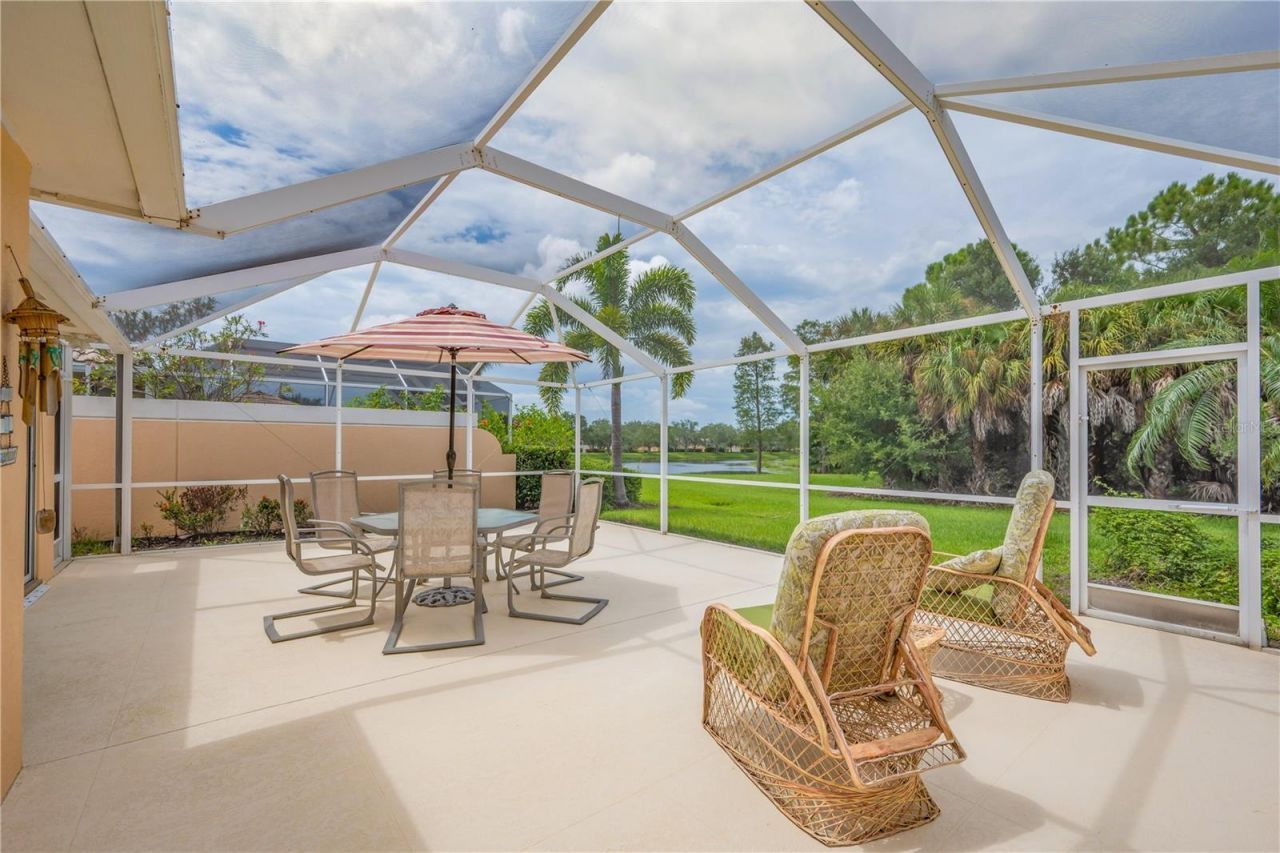8012 Camminare Drive, Sarasota, FL 34238 Photo