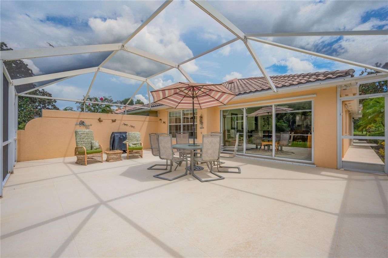 8012 Camminare Drive, Sarasota, FL 34238 Photo