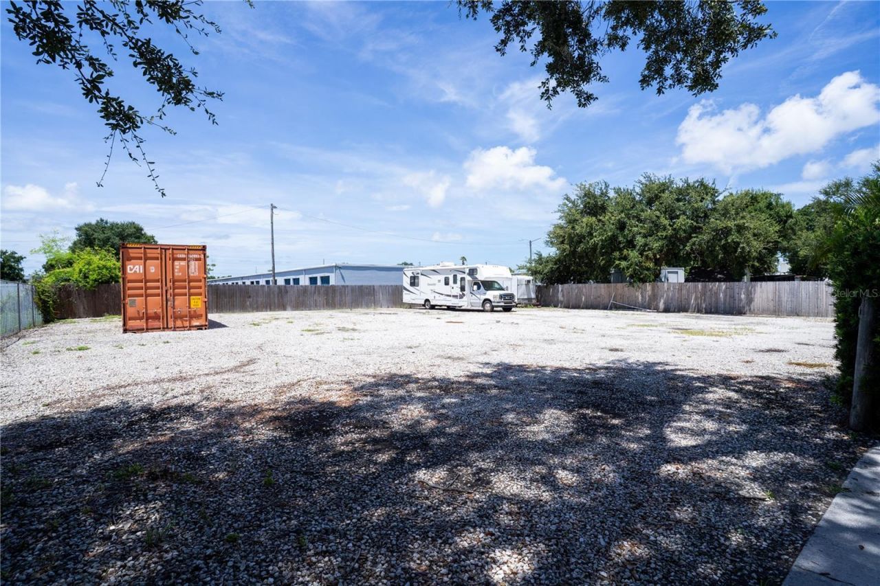 883 South Wind Lane , Largo, FL 33771 Photo