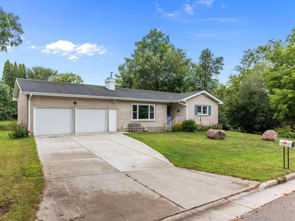 121 N PARKVIEW AVENUE, Marion, WI 54150