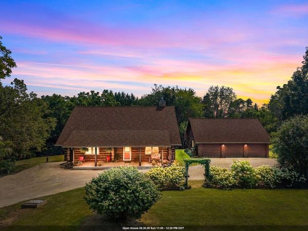 5005 BREEZEWOOD LANE, Winneconne, WI 54986