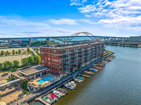 541 E Erie STREET, Unit 302-2, Milwaukee, WI 53202