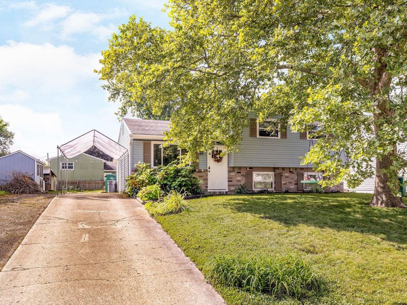 340 Parkdale Drive, West Jefferson, OH 43162 Photo 1