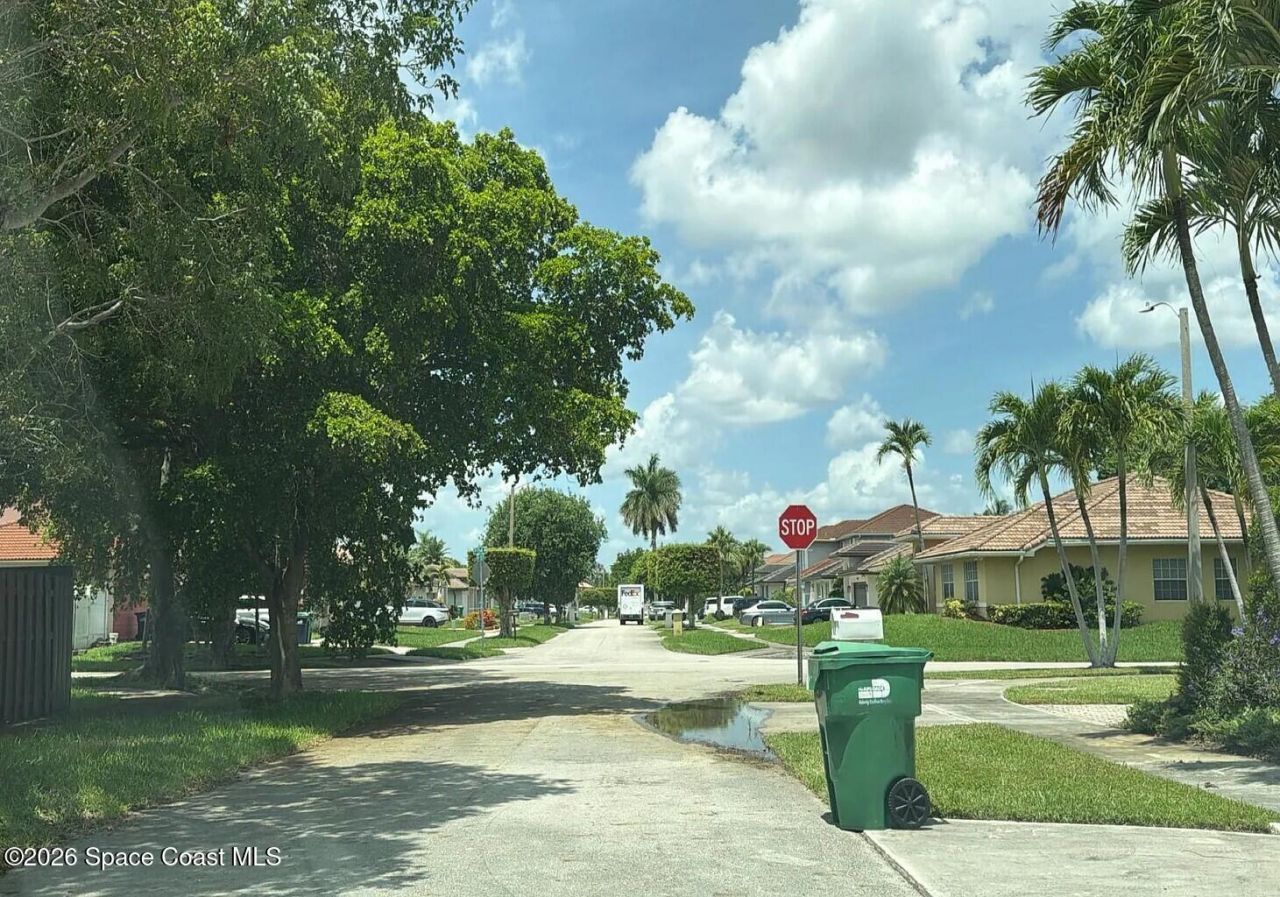 15381 SW 112th Terrace , Miami, FL 33194 Photo