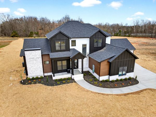 1 Scotts Chapel Road, Cumberland City, TN 37050