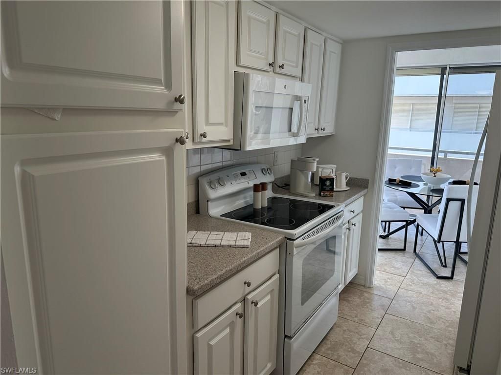 4803 Sunset Ct , Unit 606, Cape Coral, FL 33904 Photo