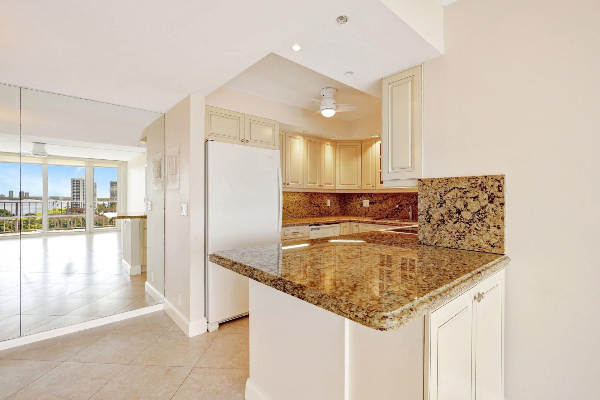 336 Golfview Road, Unit PH09, North Palm Beach, FL 33408 Photo