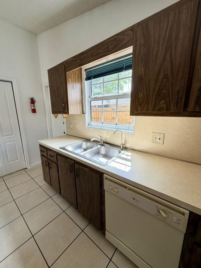 8715 Pluto Terrace, West Palm Beach, FL 33403 Photo