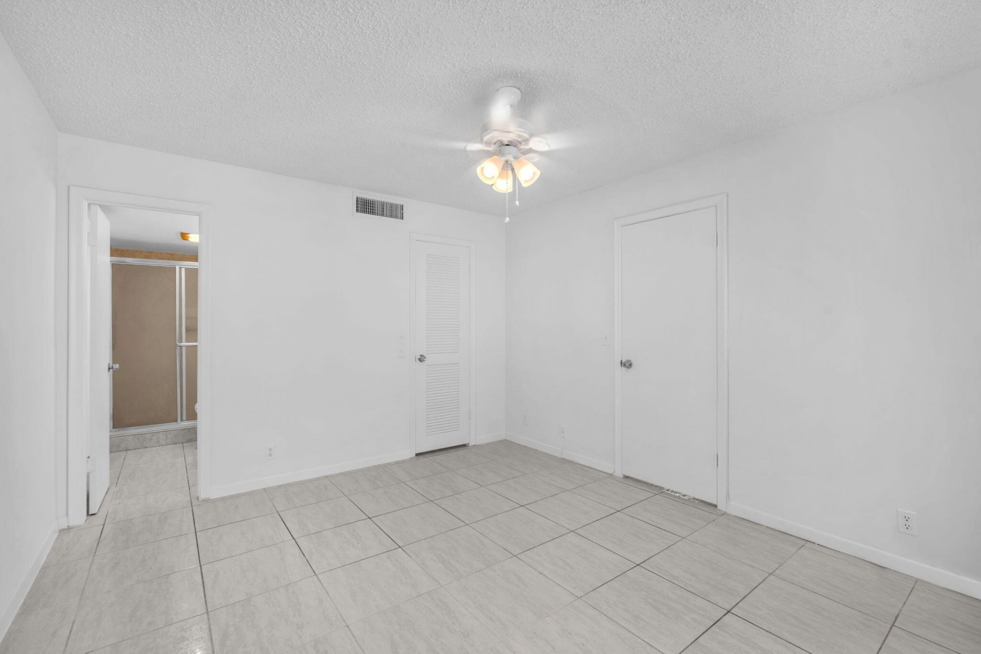4090 Tivoli Court, Unit 107, Lake Worth, FL 33467 Photo