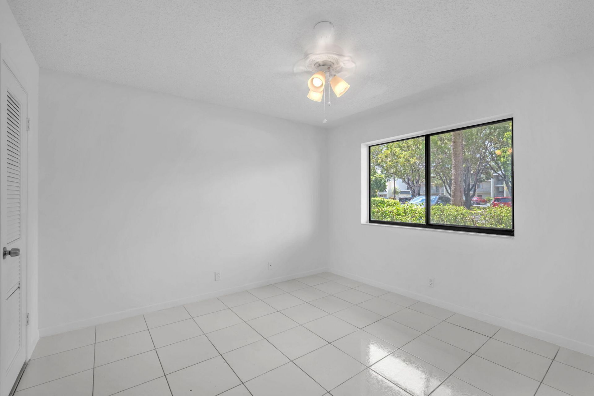 4090 Tivoli Court, Unit 107, Lake Worth, FL 33467 Photo