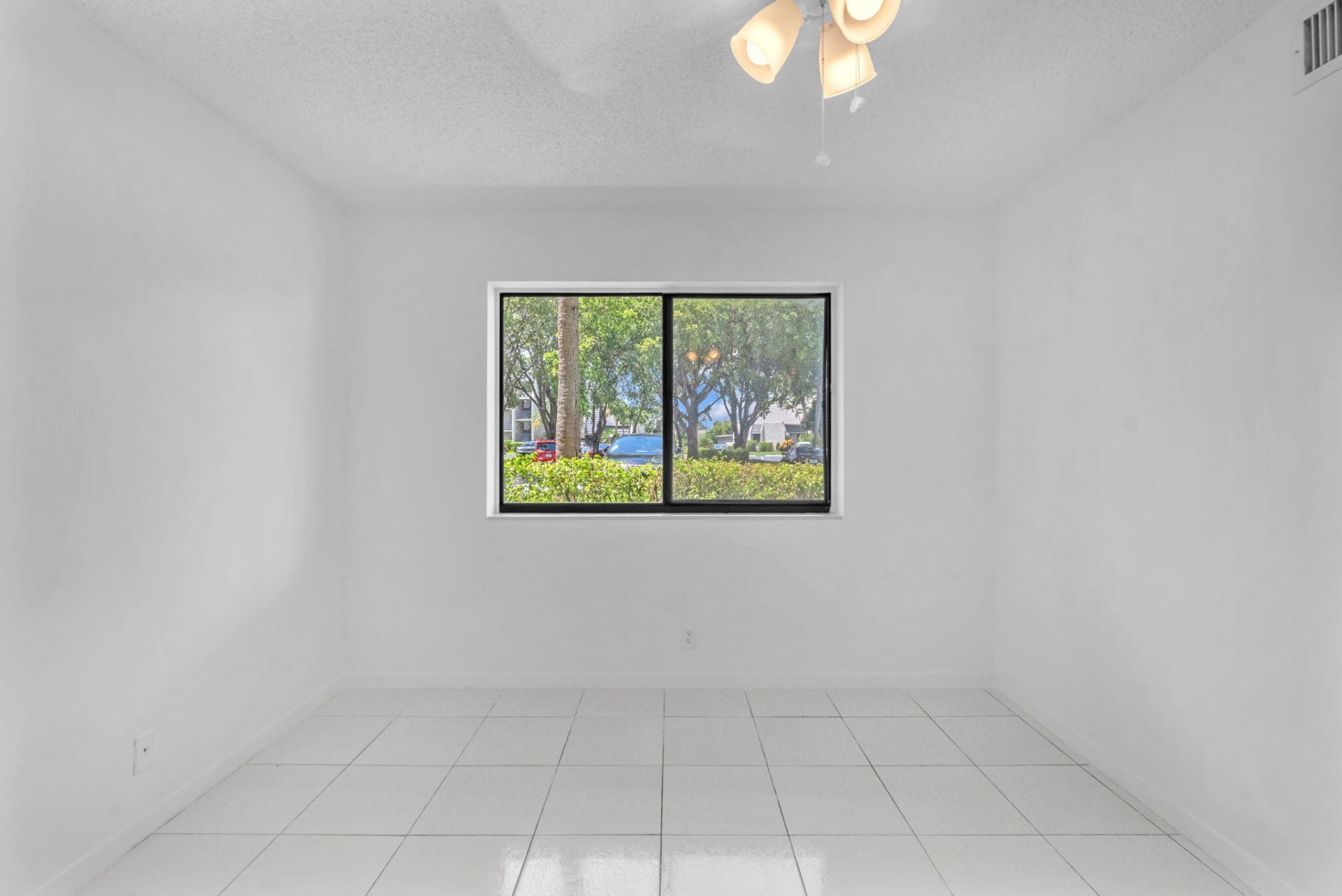 4090 Tivoli Court, Unit 107, Lake Worth, FL 33467 Photo