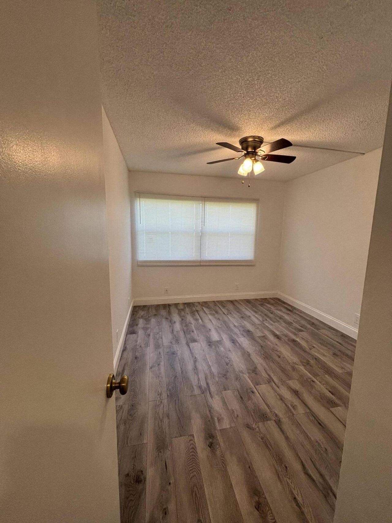 220 Lakeview Drive, Unit 103, Weston, FL 33326 Photo