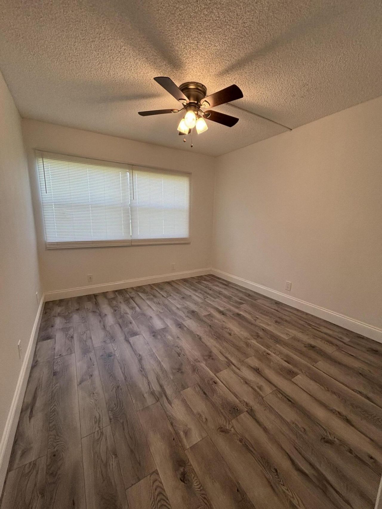 220 Lakeview Drive, Unit 103, Weston, FL 33326 Photo