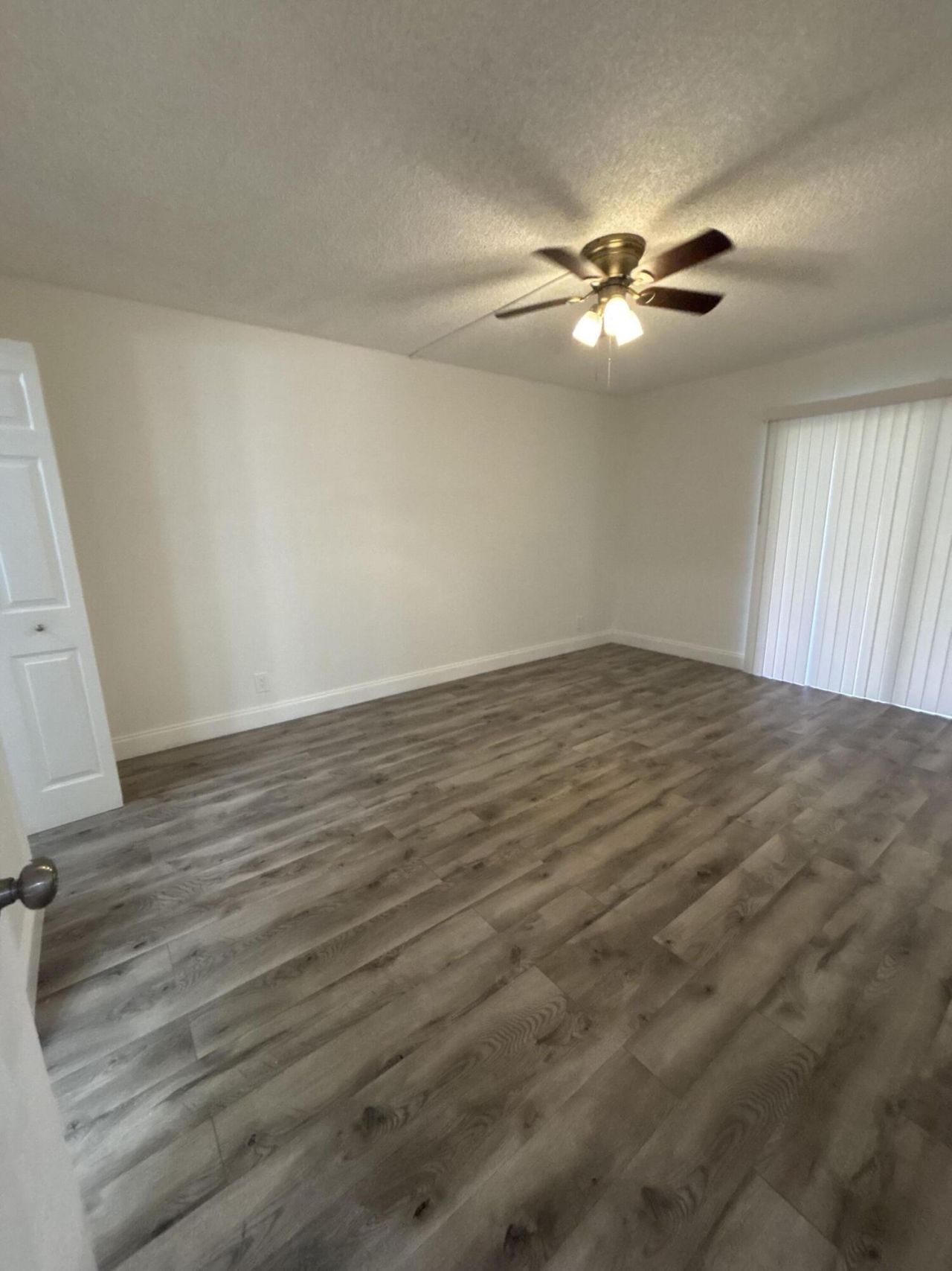 220 Lakeview Drive, Unit 103, Weston, FL 33326 Photo
