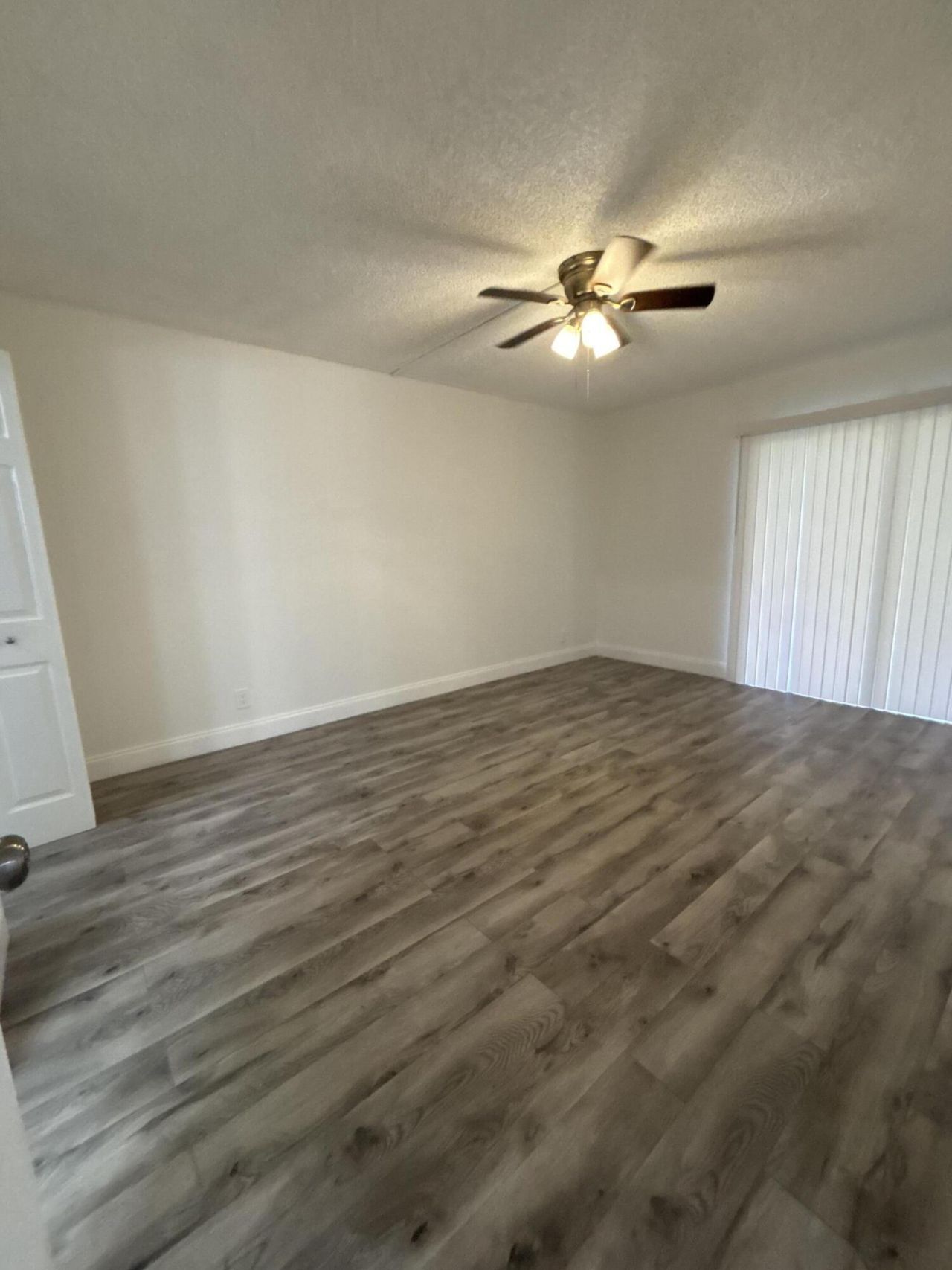 220 Lakeview Drive, Unit 103, Weston, FL 33326 Photo