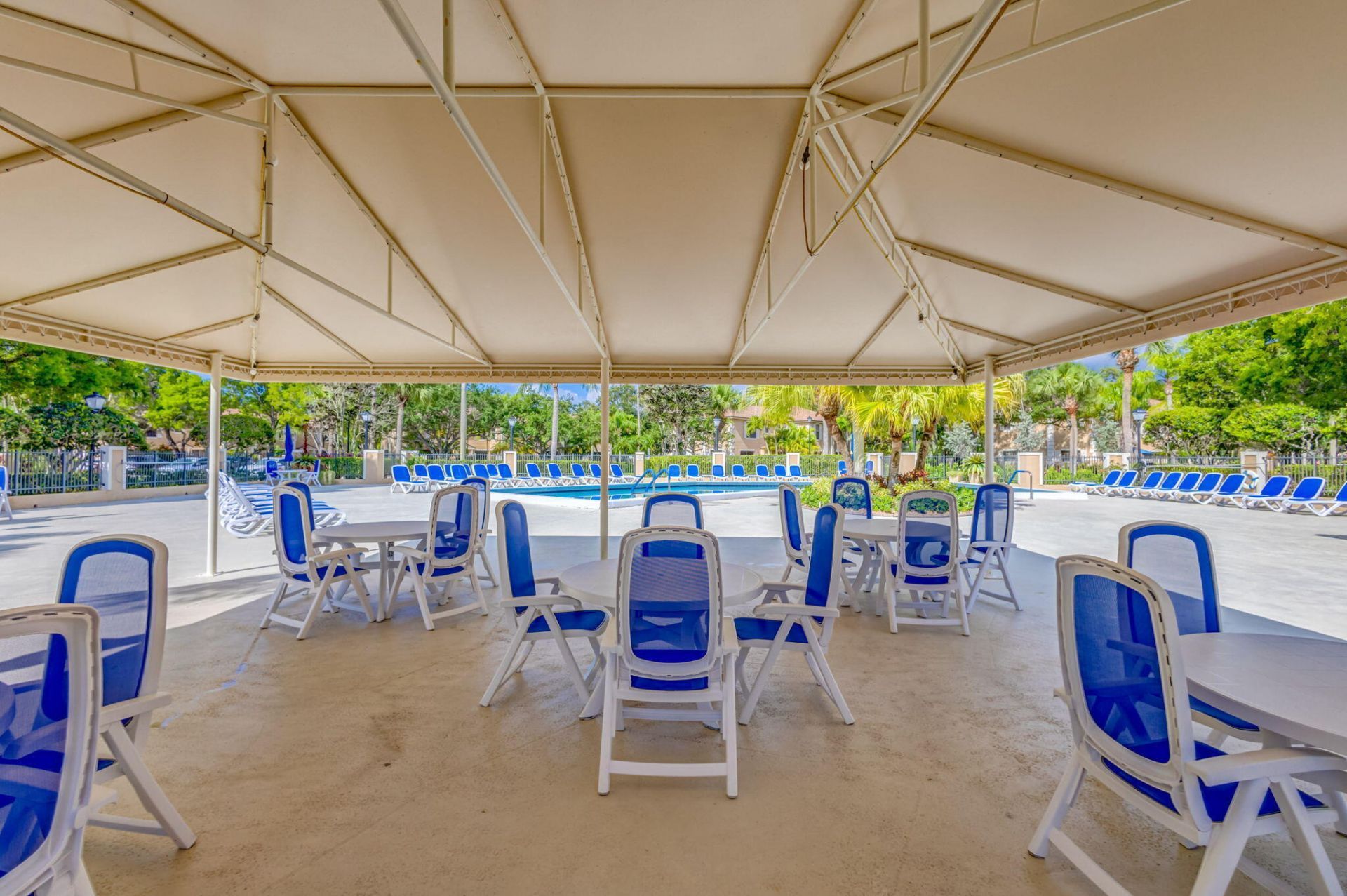 523 Prestwick Circle, Palm Beach Gardens, FL 33418 Photo