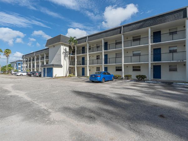 5100 SW 64TH Avenue, Unit 204A, Davie, FL 33314