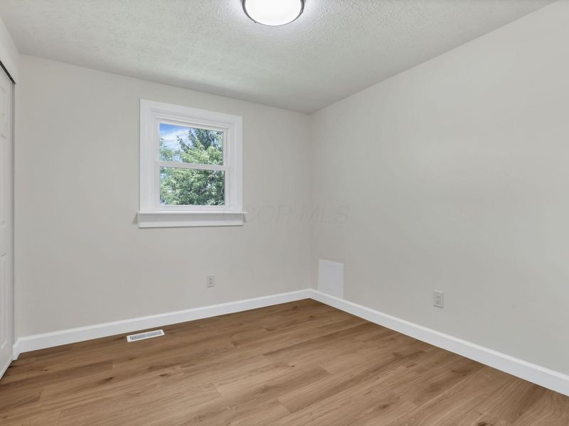 2208 Pine Knoll Avenue , Columbus, OH 43229 Photo 11