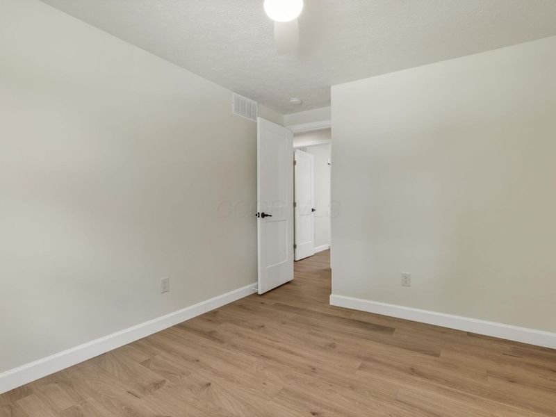 2208 Pine Knoll Avenue , Columbus, OH 43229 Photo 16