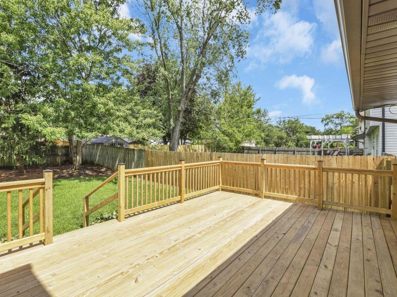 2208 Pine Knoll Avenue , Columbus, OH 43229 Photo 21