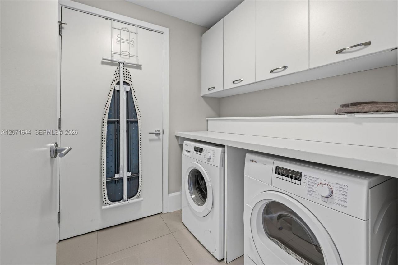 6899 Collins Ave , Unit 2708, Miami Beach, FL 33141 Photo