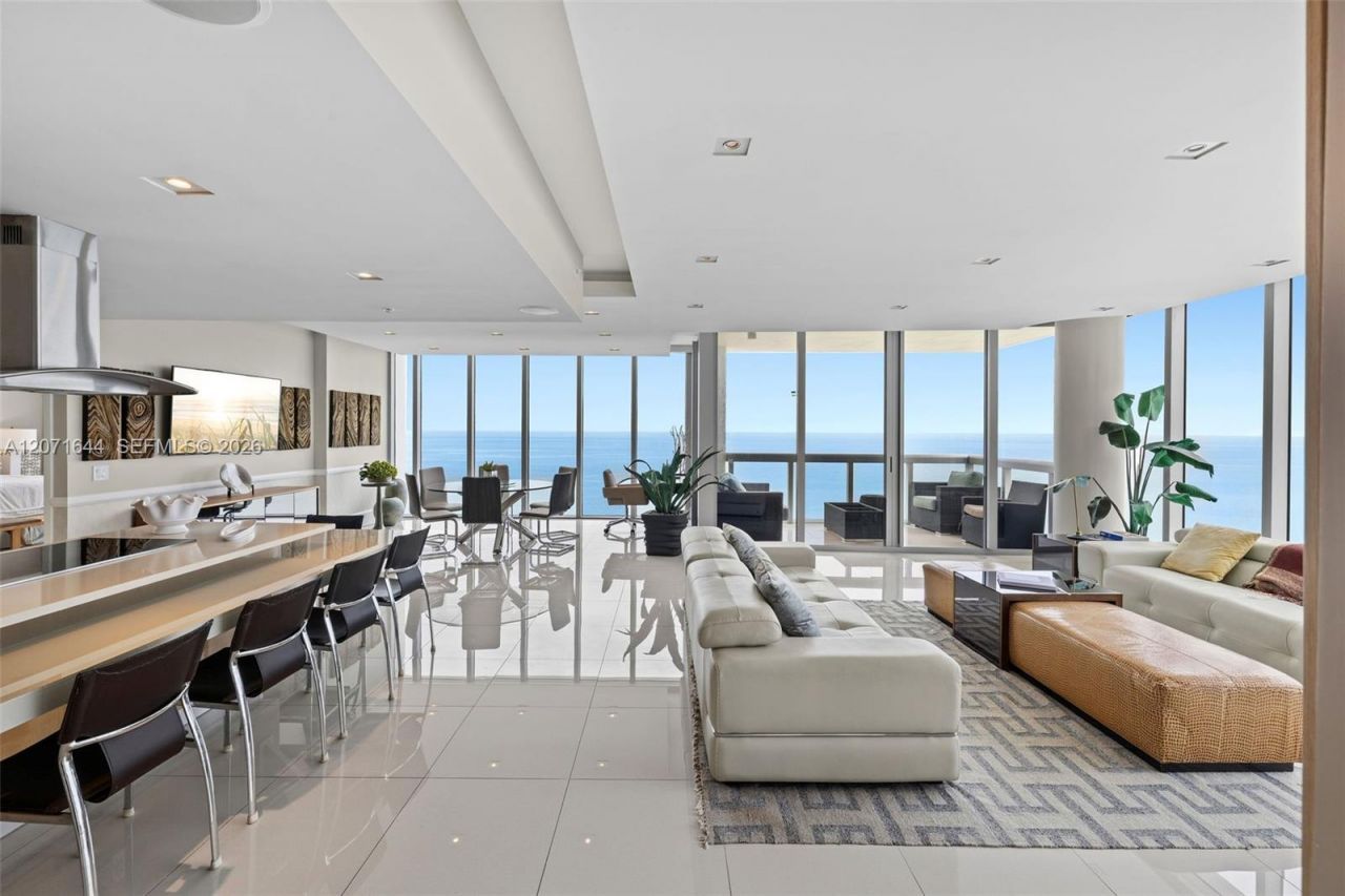 6899 Collins Ave , Unit 2708, Miami Beach, FL 33141 Photo