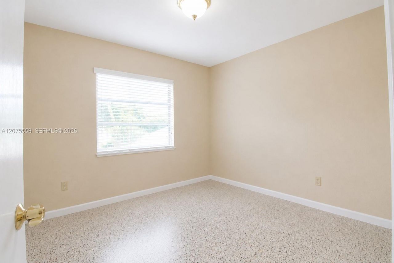 3115 Village Green Dr, Miami, FL 33175 Photo
