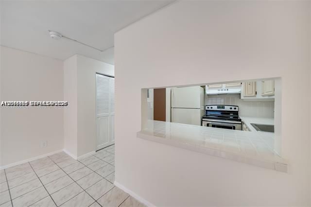 4848 NW 24th Ct , Unit 230, Lauderdale Lakes, FL 33313 Photo