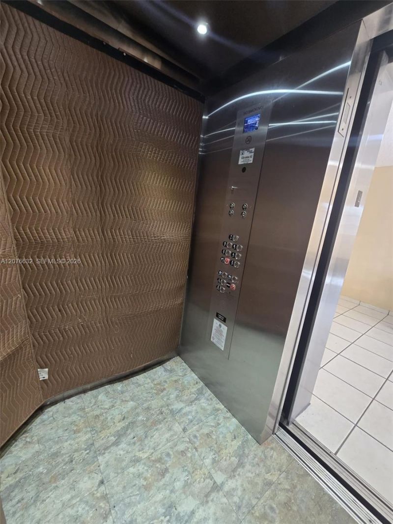 9688 Fontainebleau Blvd , Unit 409, Miami, FL 33172 Photo