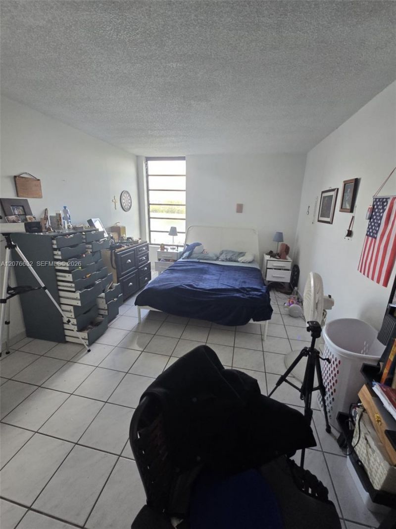 9688 Fontainebleau Blvd , Unit 409, Miami, FL 33172 Photo